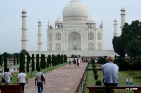 Taj Mahal o świcie