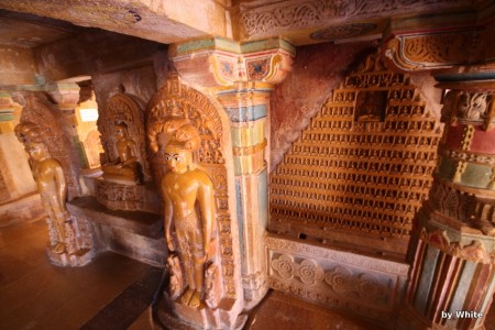 DÅ¼inijskie Å›wiÄ…tynie - Jaisalmer